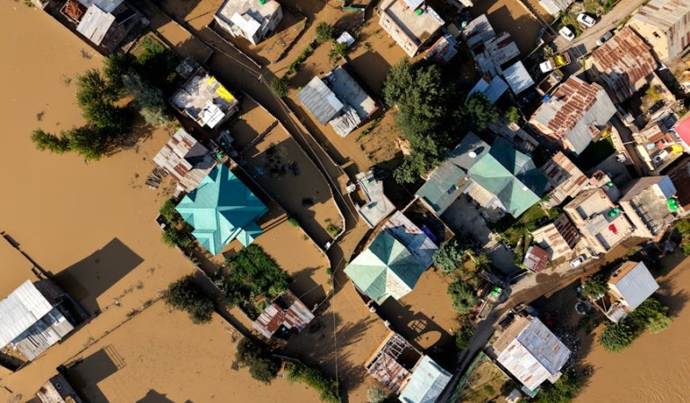 Kayseri8217de-Sel-Tehdidi-200-Hayvan-Guvenle-Tahliye-Edildi-featured