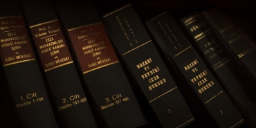 Adana8217da-Altin-Dolu-Kasa-Hirsizi-Yakalandi-Eritilmis-Altin-Ele-Gecirildi-featured