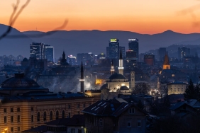 Dzeko'nun Kritik Golüyle Bosna Hersek Play-Off Finalinde 7 Dzeko8217nun-Kritik-Goluyle-Bosna-Hersek-Play-Off-Finalinde-featured