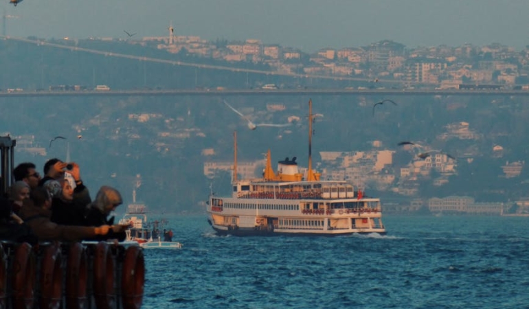 Istanbul8217da-Piyasaya-Surulmek-Uzereyken-306-Kg-At-Eti-Yakalandi-featured