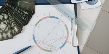 Astroloji-Iliskide-Burclarin-Temel-Beklentileri-featured