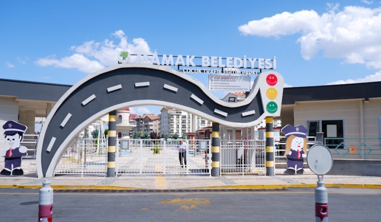 Egitimde-Siddet-Alarmi-Sendika-Baskani-Bakanligi-Elestirdi-featured