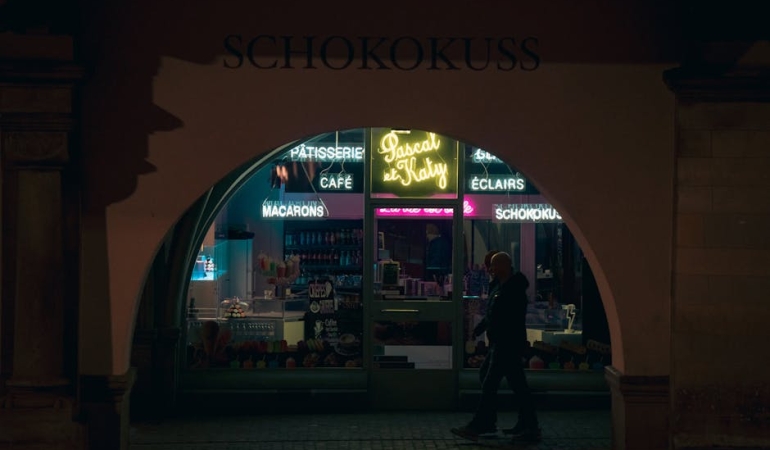 Survivor-Turkiye8217de-12-Nisan-Gecesi-Sok-Eleme-Asli-Adaya-Veda-Etti-featured